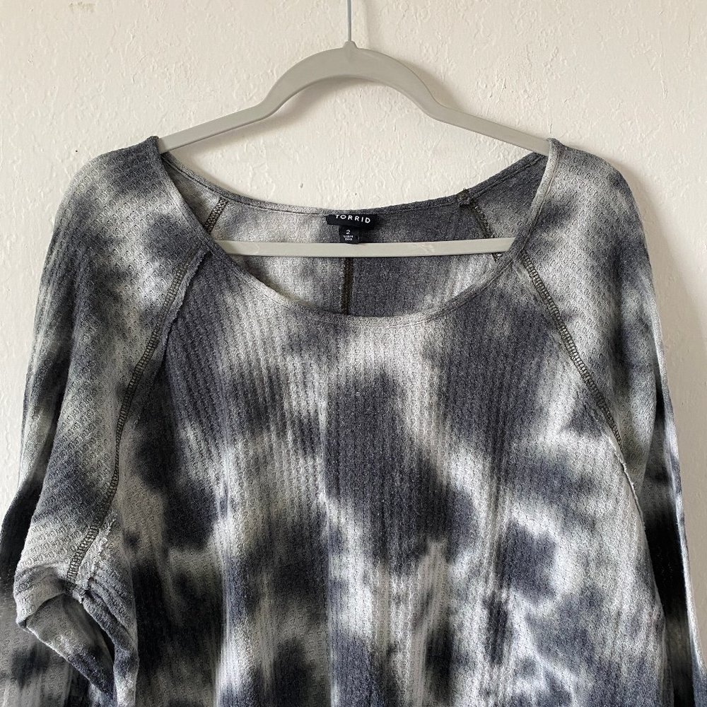 Torrid Womens Sweater Tie Dye Waffle Knit Plus Size 2 Scoop Neck Long Sleeve - Picture 3 of 14